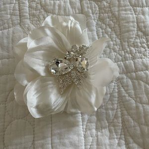 David’s Bridal Hair Clip